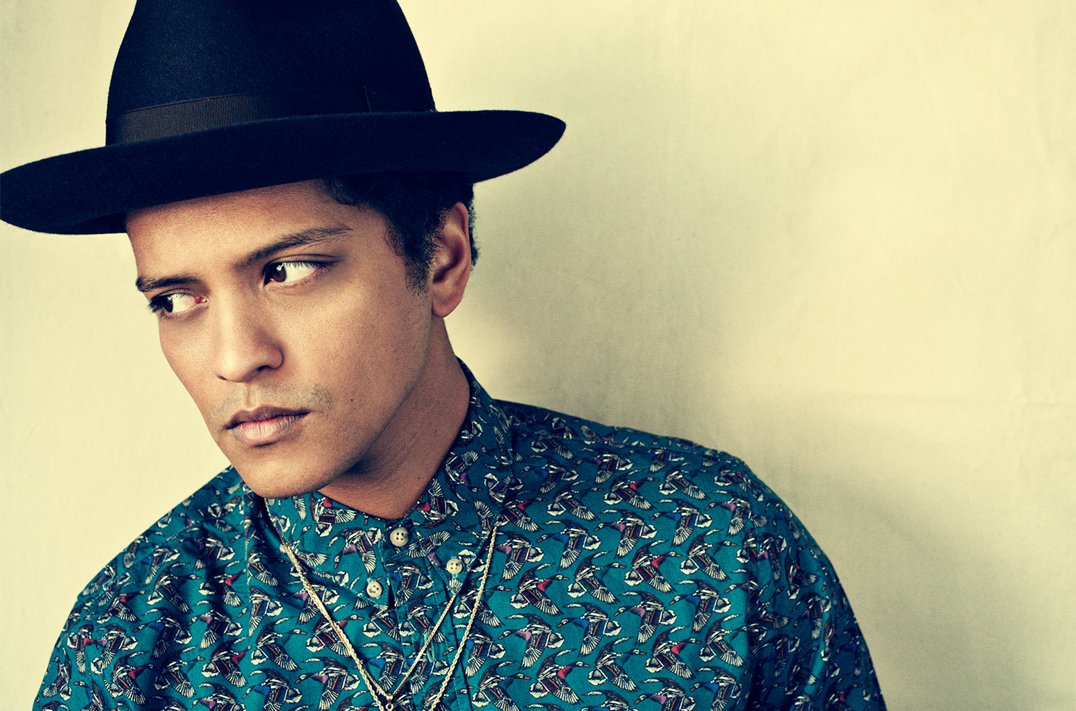 bruno mars in a hat